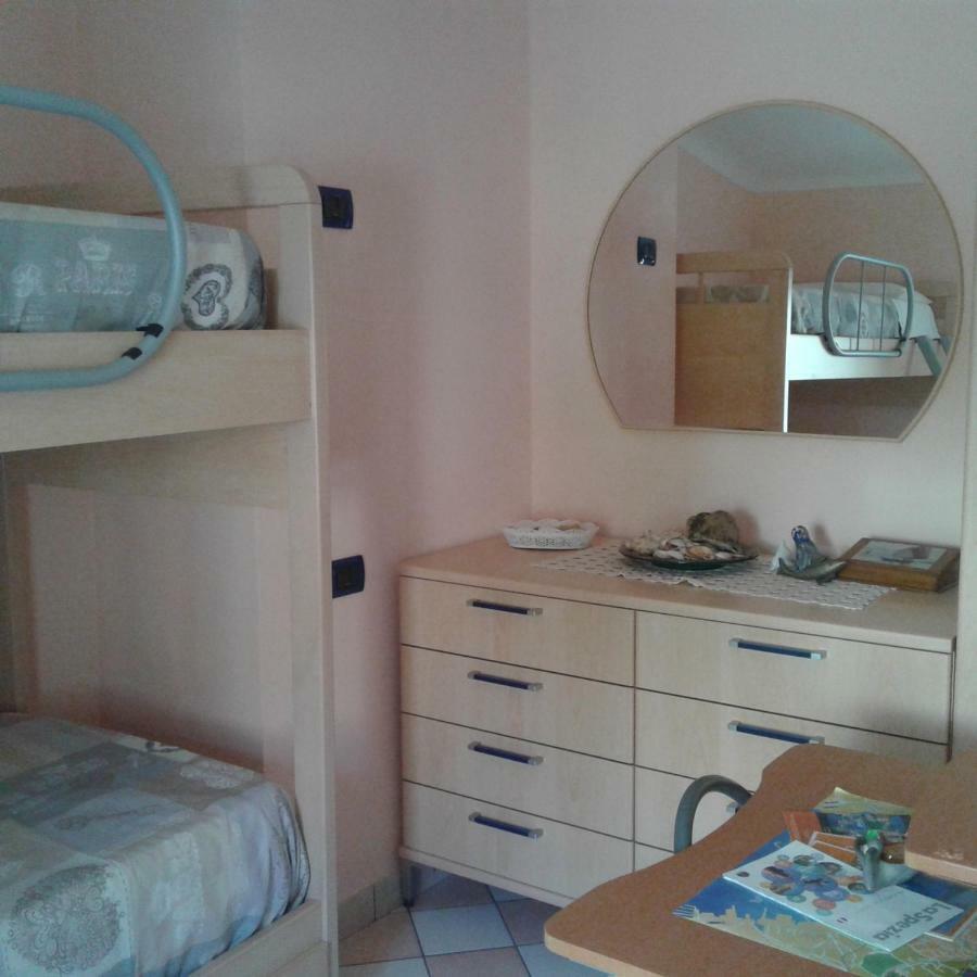 Mare, Monti E...Cinque Terre Apartment La Spezia Bagian luar foto